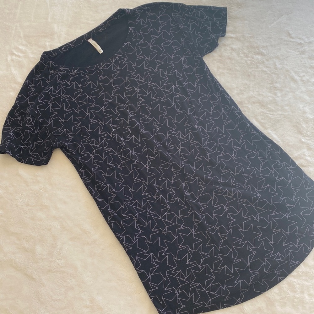 Black star printed T-shirt dress